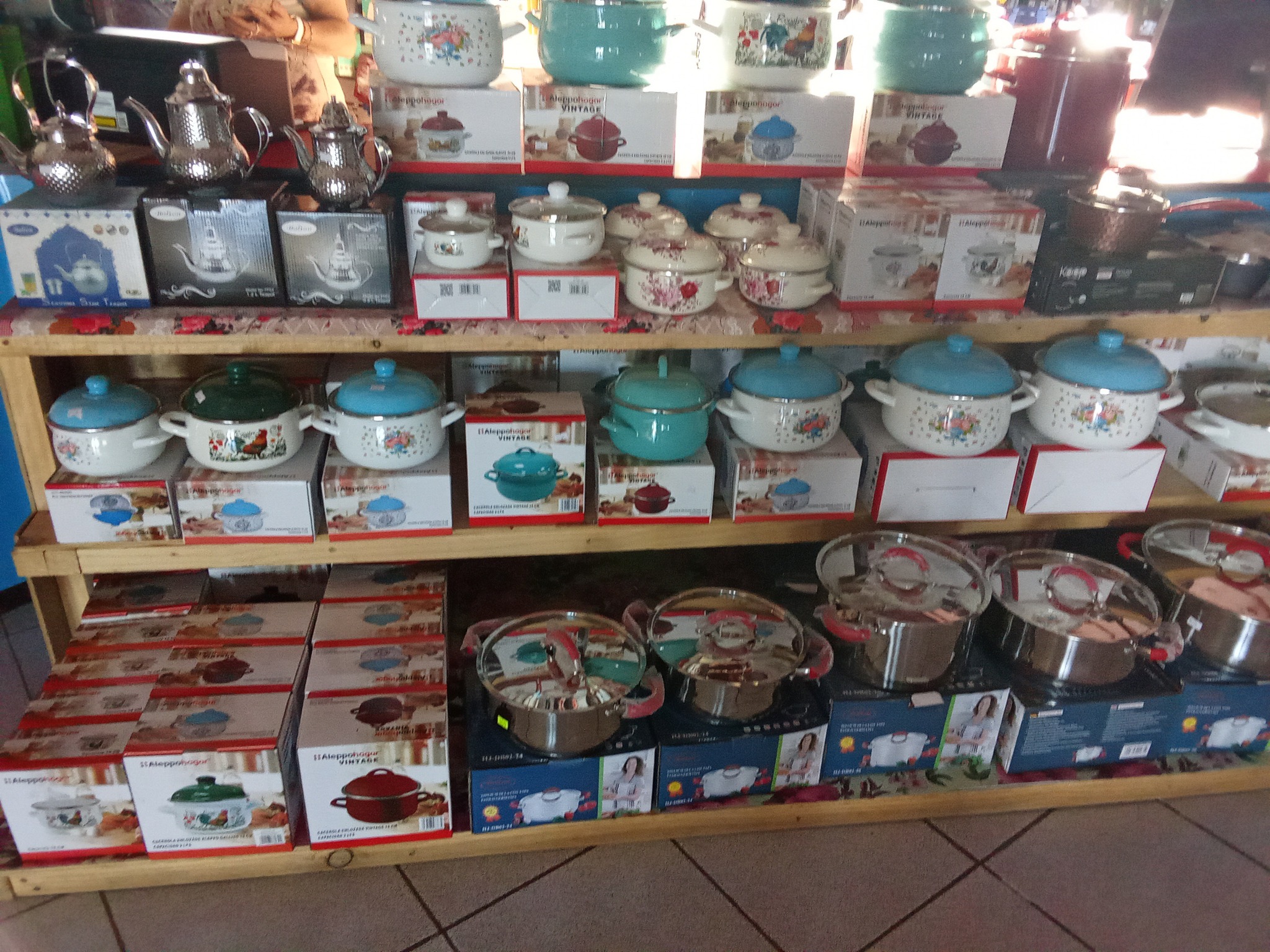 Local Naranjo
